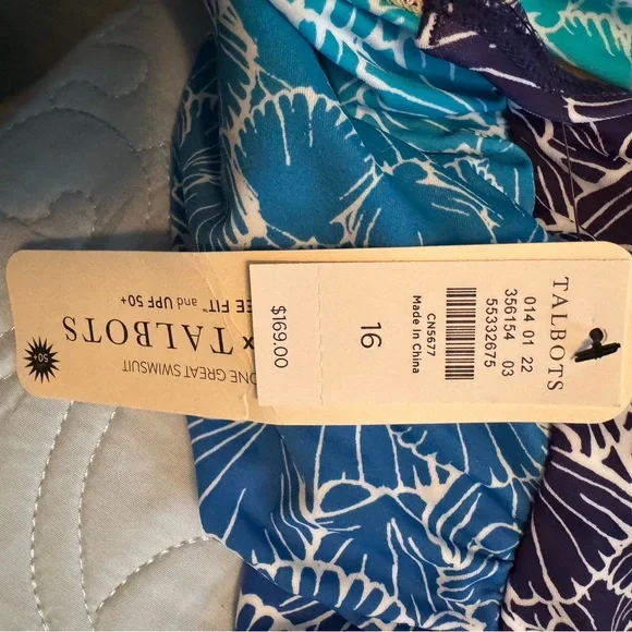 Women’s Miraclesuit/Talbots size 16 UPF 50+ Blue Ombre Shell Print Swimsuit - Picture 4 of 5